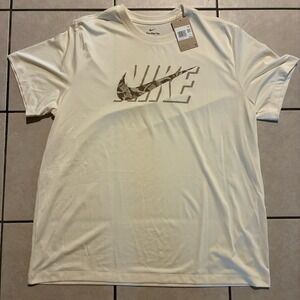 NWT Nike Men's 2XL Beige Short Sleeve Graphic T-Shirt